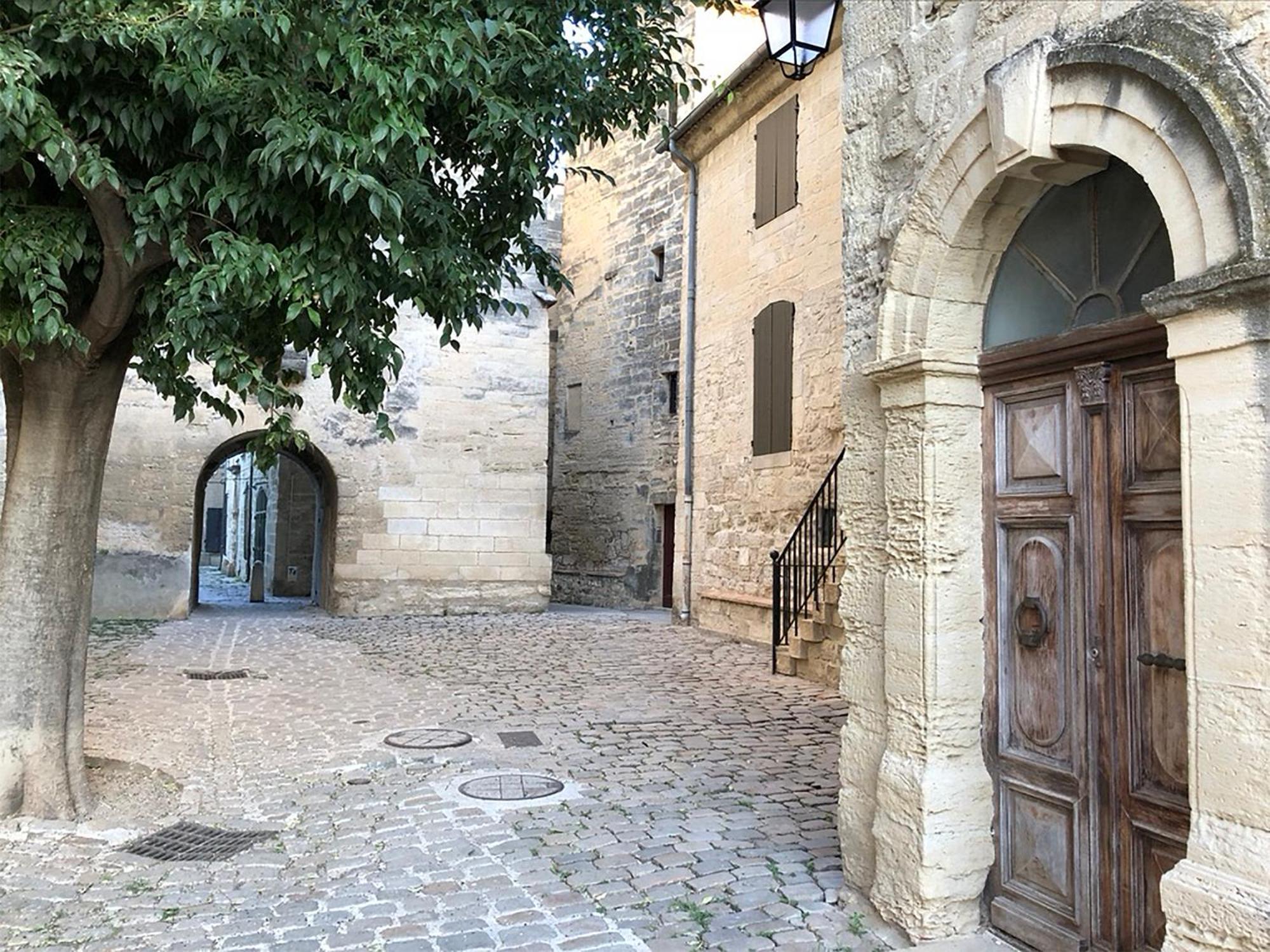 Chambre D'Hote Vue Exepitonnelle Uzes Exterior photo