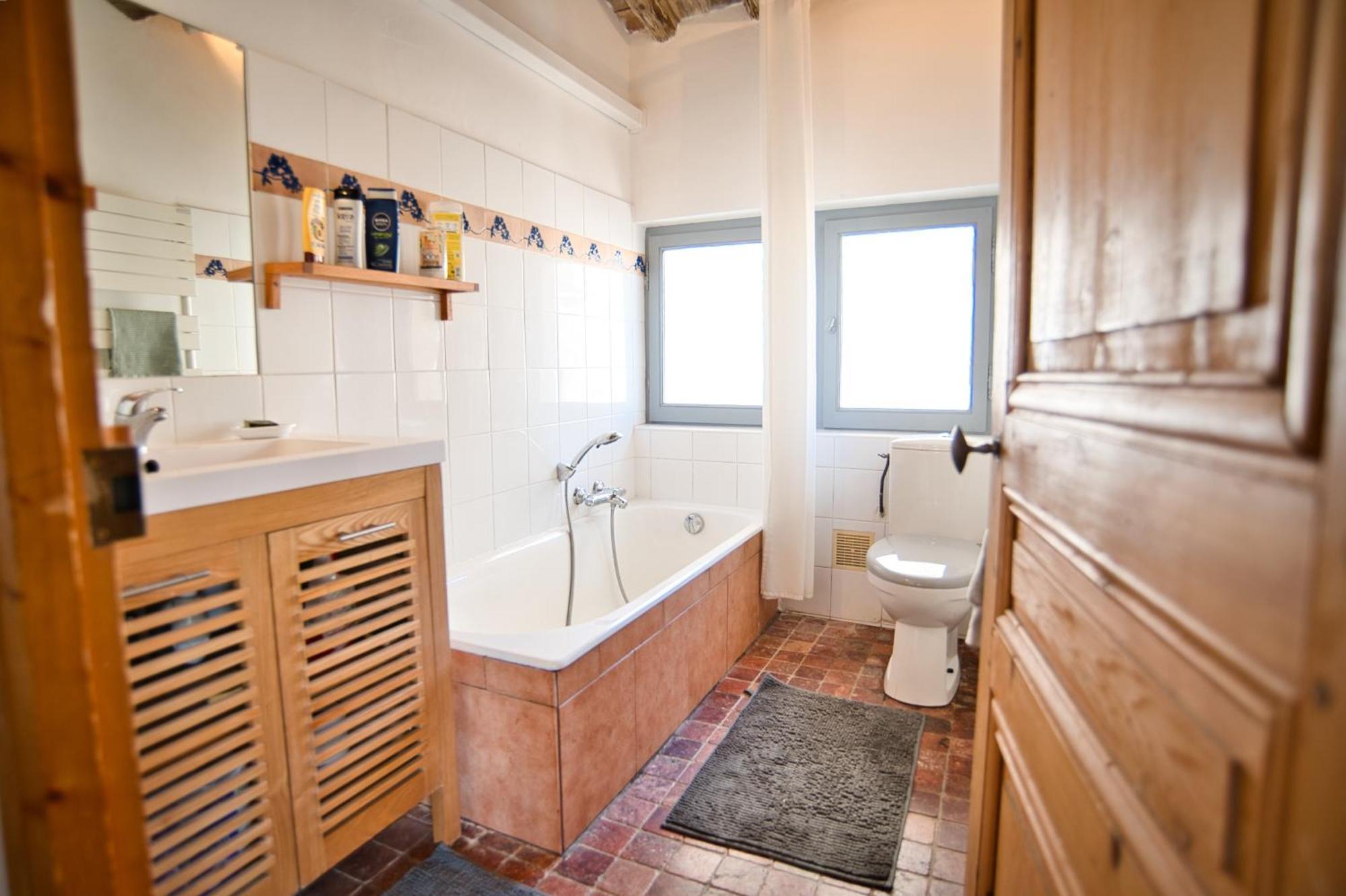 Chambre D'Hote Vue Exepitonnelle Uzes Exterior photo